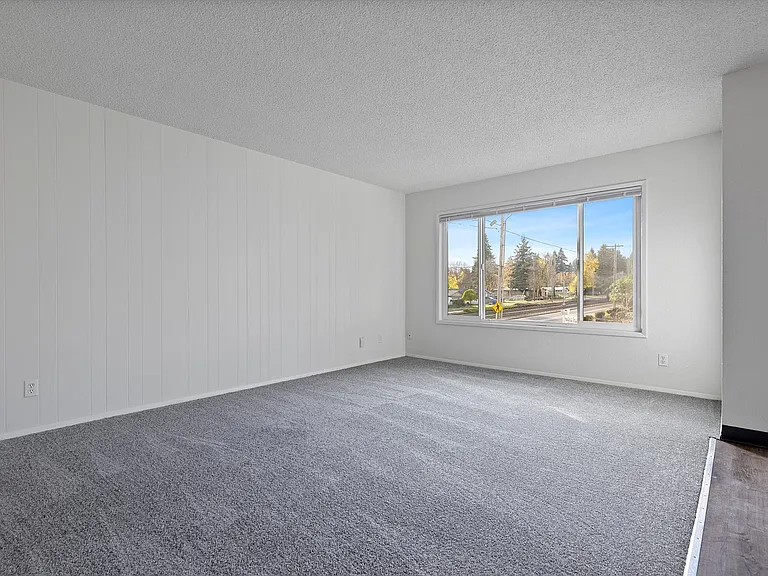 Briar Rose Apartments — Photo 6