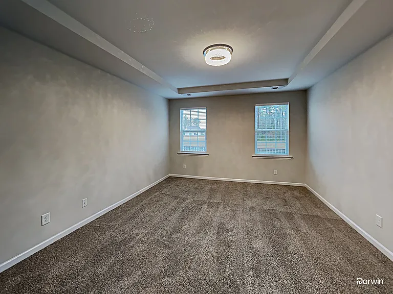 701 Redbud Ln — Photo 17