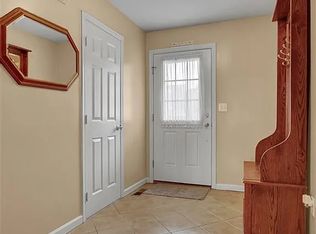 1210 Egret Ct, Mechanicsburg, PA 17050