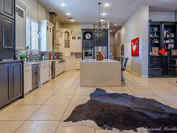 4th image of 5017 Mira Vista Cir