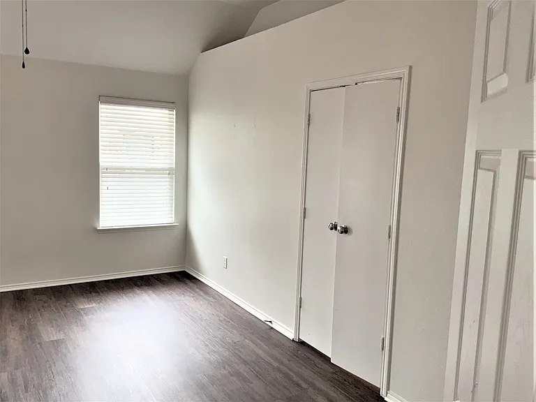 1212 Gardenia Cir — Photo 11