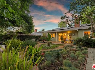 7667 Chisholm Ave, Van Nuys, CA 91406