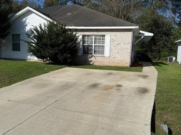 1680 Corey Wood Cir, Tallahassee, FL 32304