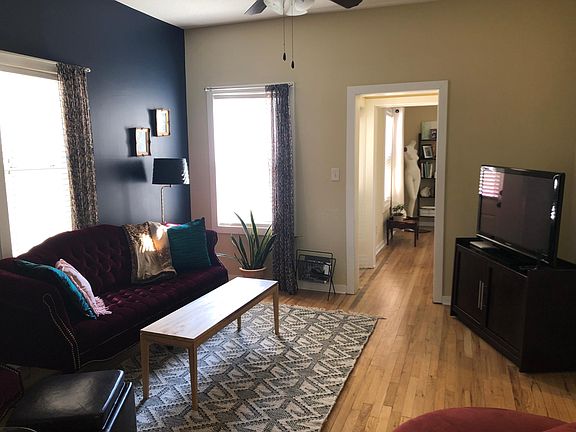 3rd image of 1124 Pacific St #1
