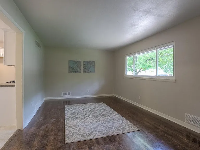 7840 Birch St — Photo 11