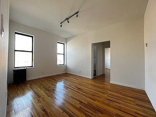 2nd image of 73 Saint Pauls Pl APT F9