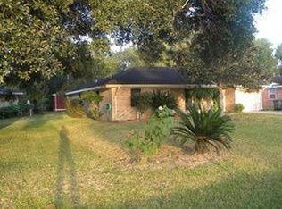1720 Baylor Ave, Bay City, TX 77414