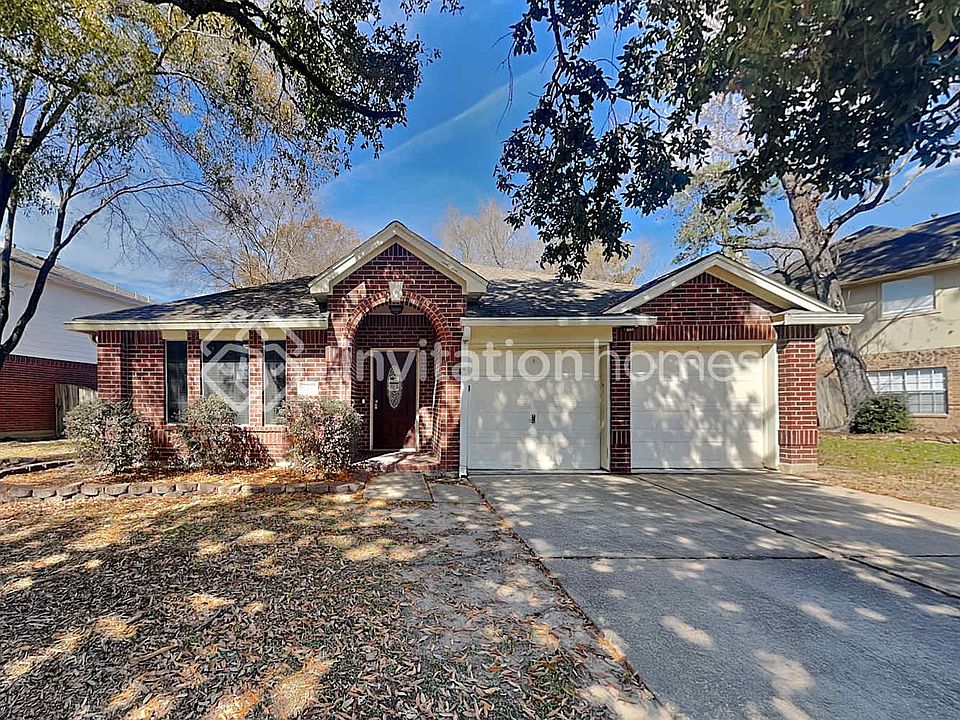 1st image of 21492 Palace Pines Dr