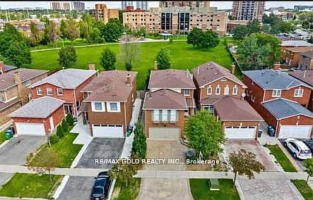 1st image of 36 Windmill Blvd