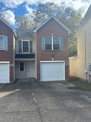 135 Ashberry Dr #D Photo 1