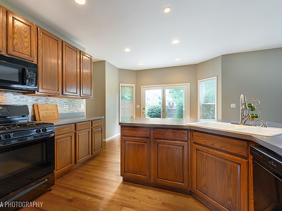 4th image of 5050 Princeton Ln