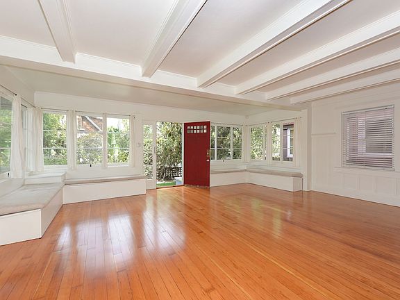 5th image of 30 Park Ave