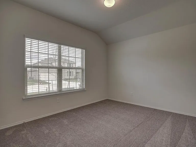 454 Stuart Ln — Photo 18