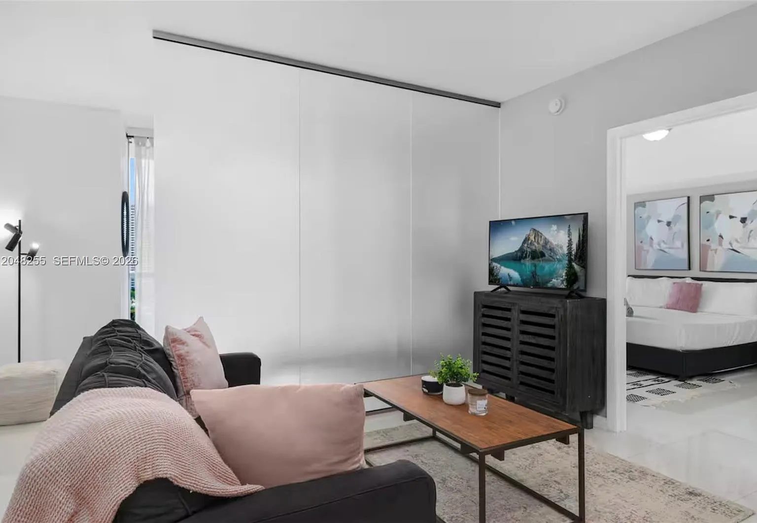 1 bed, 898 sqft, $3,800 — Photo 1
