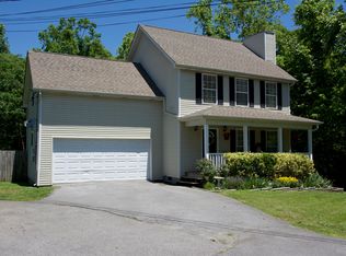 1215 Highland Dr, Knoxville, TN 37918
