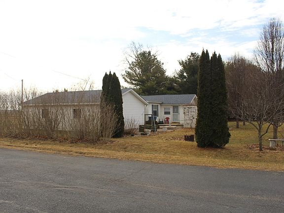 3rd image of 6713 N Goodwine St