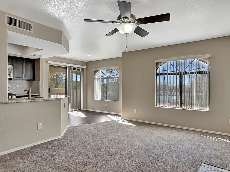 San Montego Apartments — Photo 84