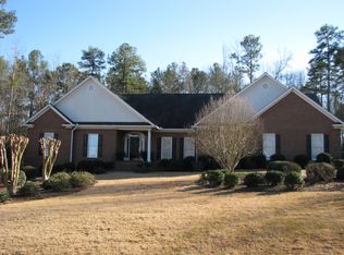 1040 Saint Andrews Dr, Watkinsville, GA 30677