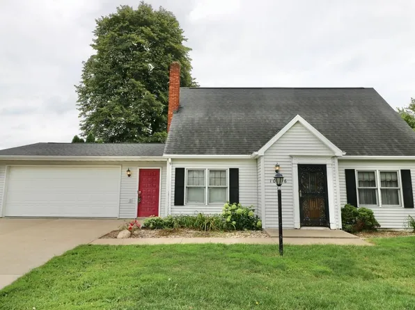 10896 Key West Dr, Dubuque, IA 52003