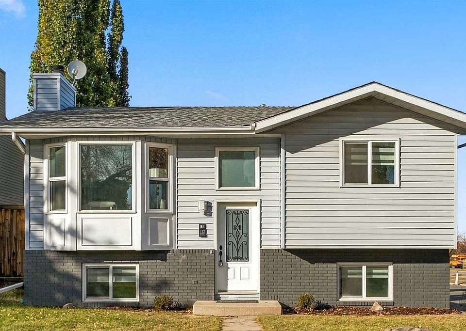 1st image of 112 S Macewan Meadow Cres NW