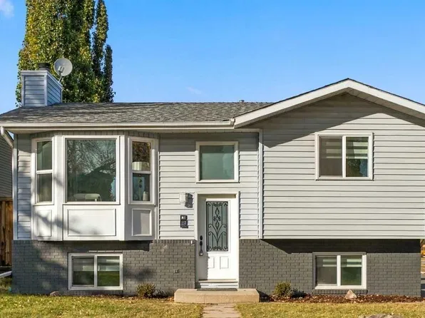 112 S Macewan Meadow Cres NW, Calgary, AB T3K 3H2