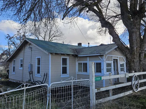 1908 County Road 93, Lookout, CA 96054