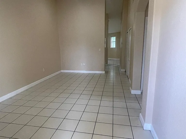 2903 SE 17th Ave #211 — Photo 10
