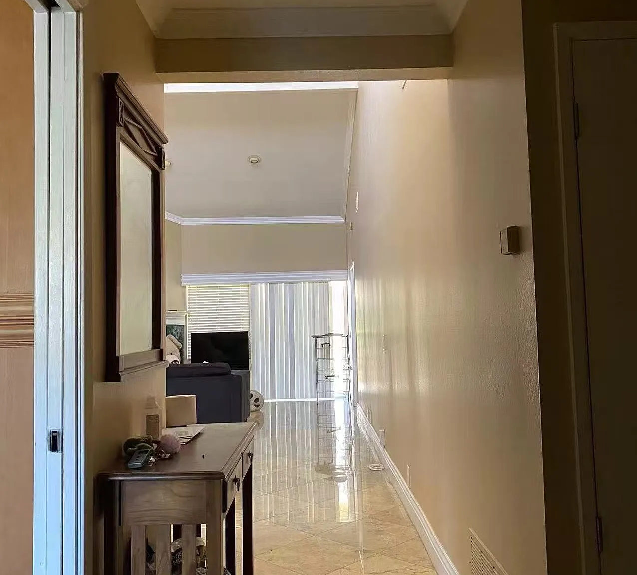 2 bed, 1241 sqft, $2,200 — Photo 2