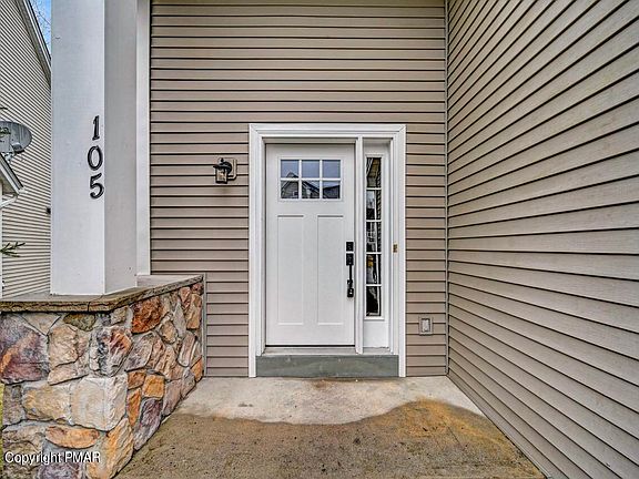 4th image of 105 Tamarack Ct