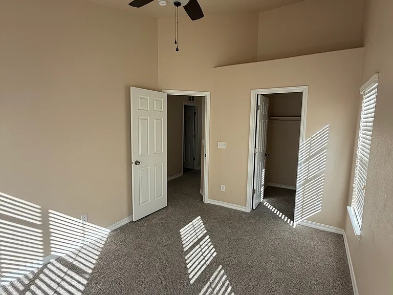 4207 Mesa Overlook — Photo 32