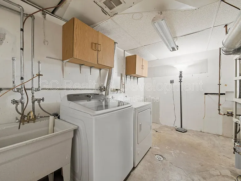 9517 Terrace Pl — Photo 12