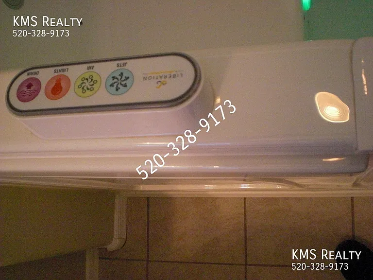 14013 E Voss St — Photo 9
