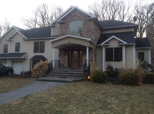 150 Stafford Rd, Colonia, NJ 07067