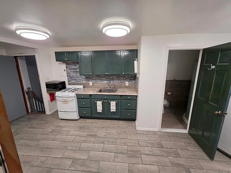 164 Springdale Ave #3 — Photo 5