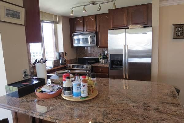 Open Kitchen
