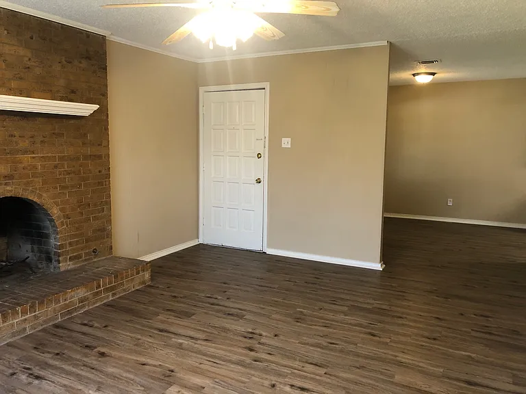2923 Melmar Park St — Photo 9