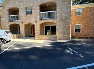 5815 Cove Landing Rd APT 204, Burke, VA 22015