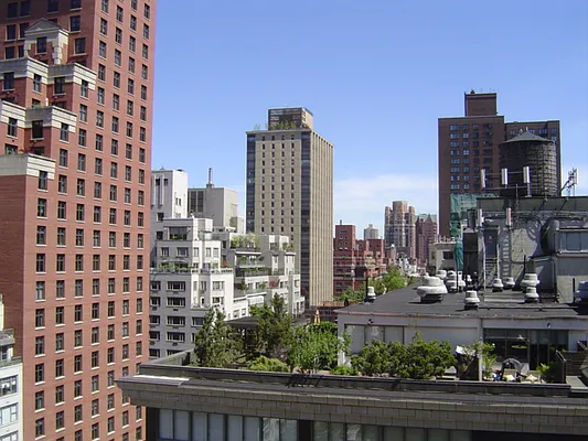 Rented by Royal Operation System | media 26