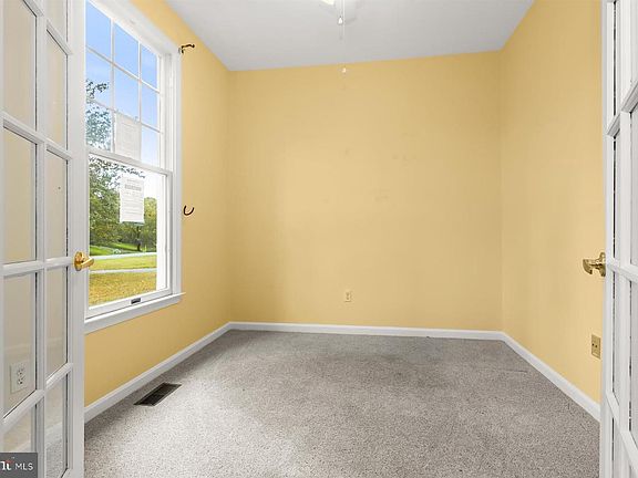 3rd image of 3360 Lawndale Rd