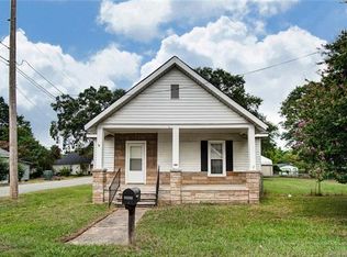 2002 Hemlock Ave, Gastonia, NC 28054