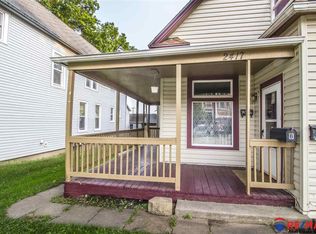 2417 E St, Omaha, NE 68107