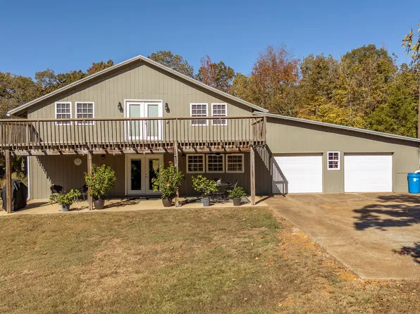 49 Pickins Dr, Adamsville, TN 38310