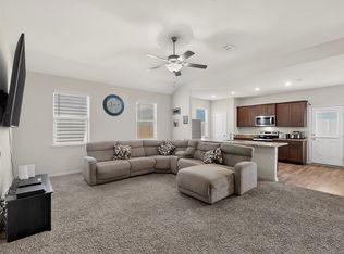 8228 Smokey Creek Pass, Fort Worth, TX 76179