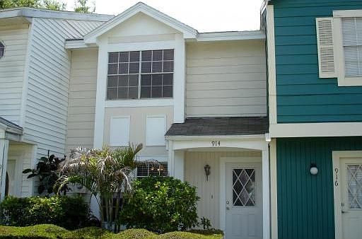 1st image of 914 Jackson Ct