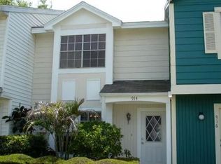 914 Jackson Ct, Palm Harbor, FL 34683