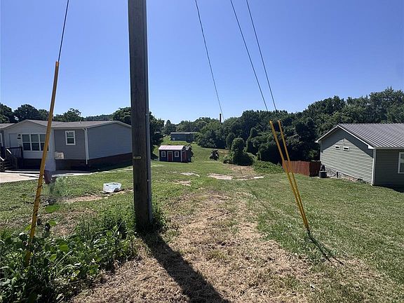 4th image of 0 Miller Ave