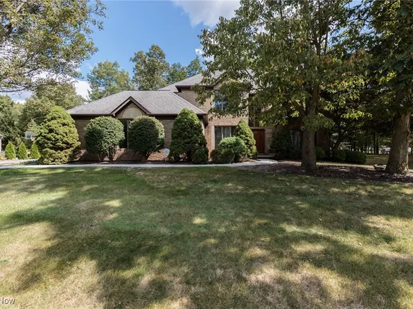 19253 Ridgeline Ct, Strongsville, OH 44136