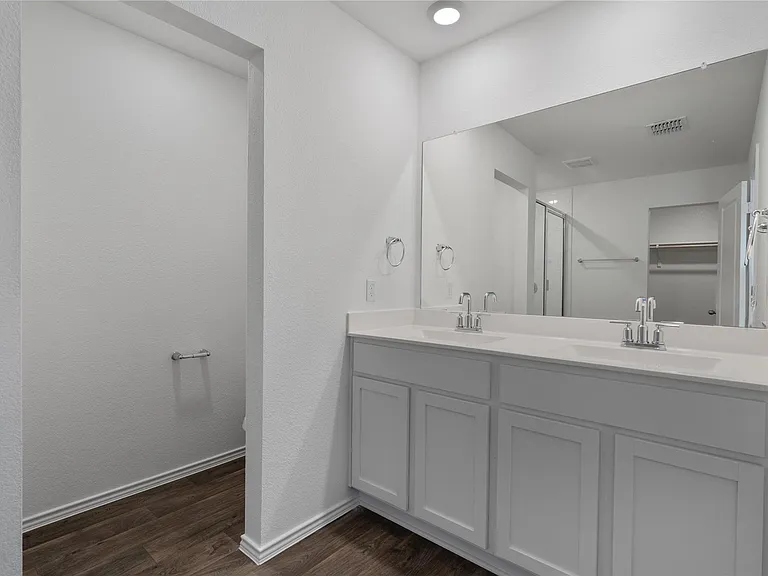 18609 Cremello Dr #B — Photo 12