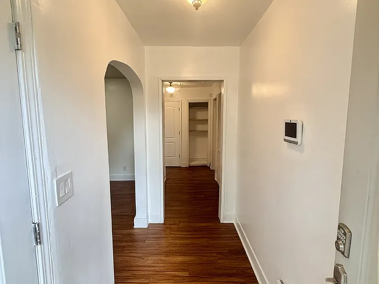 113 N Wright St — Photo 22