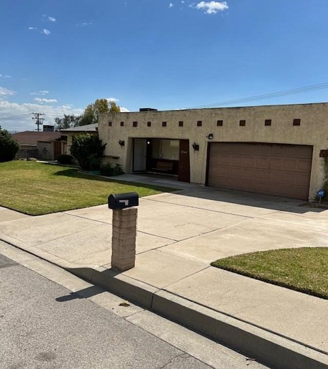 1st image of 2347 Mesquite Dr